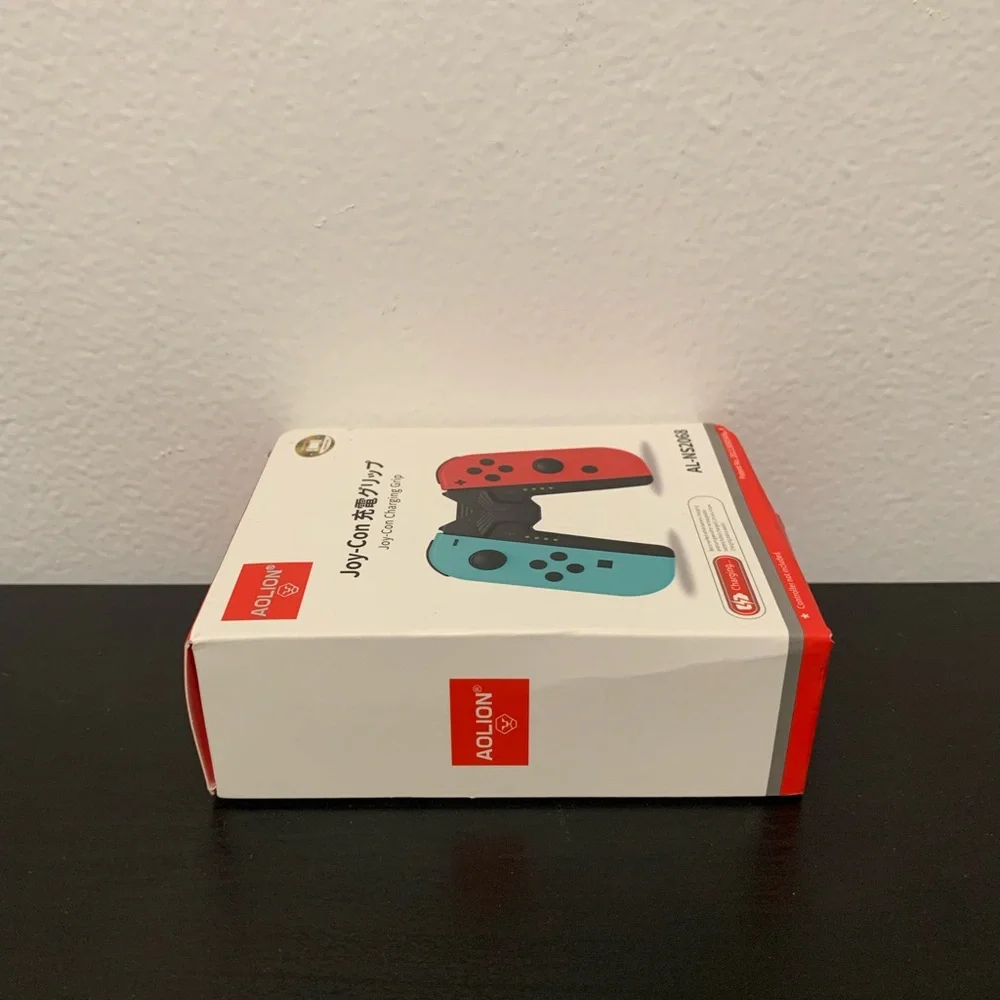 Nintendo Switch Joy Con Charging Grip NEW IN BOX Controller Accessory Type C